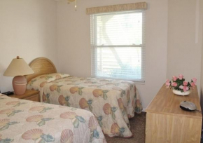 Vista Verde W Light and Bright Golf Course Villa